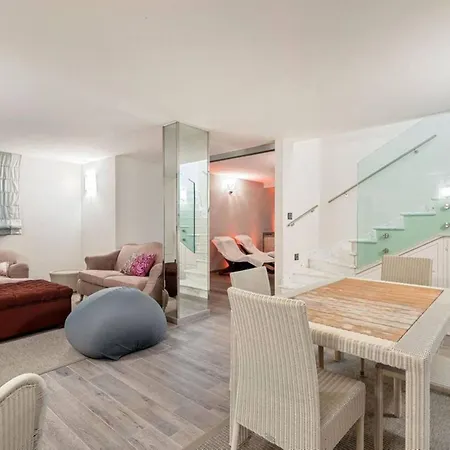 アパート Casa Adriana Lux